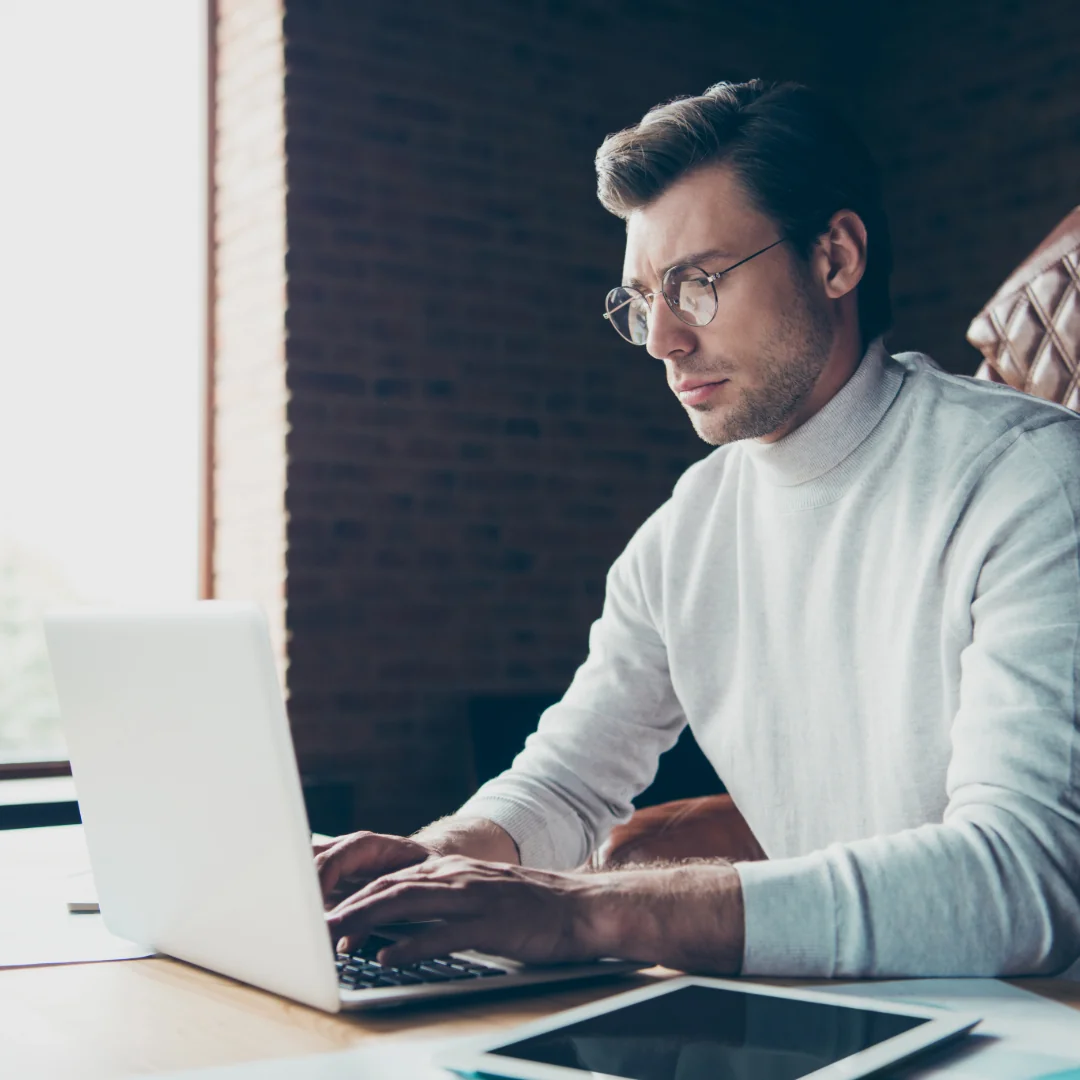 Contenido que Genera Leads para Consultores: Guía 2025