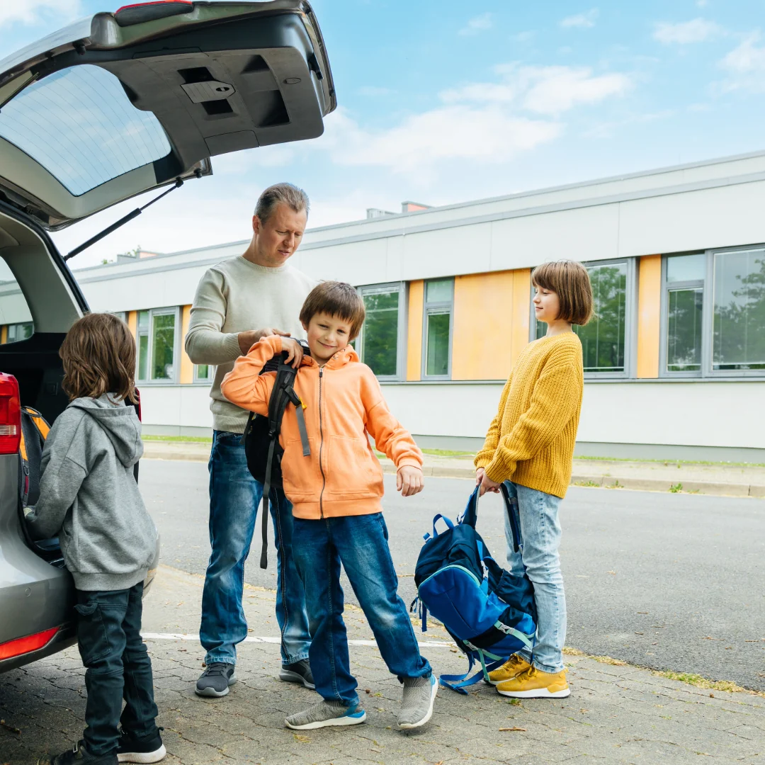Qué Buscan los Padres al Elegir Colegio: Guía 2025