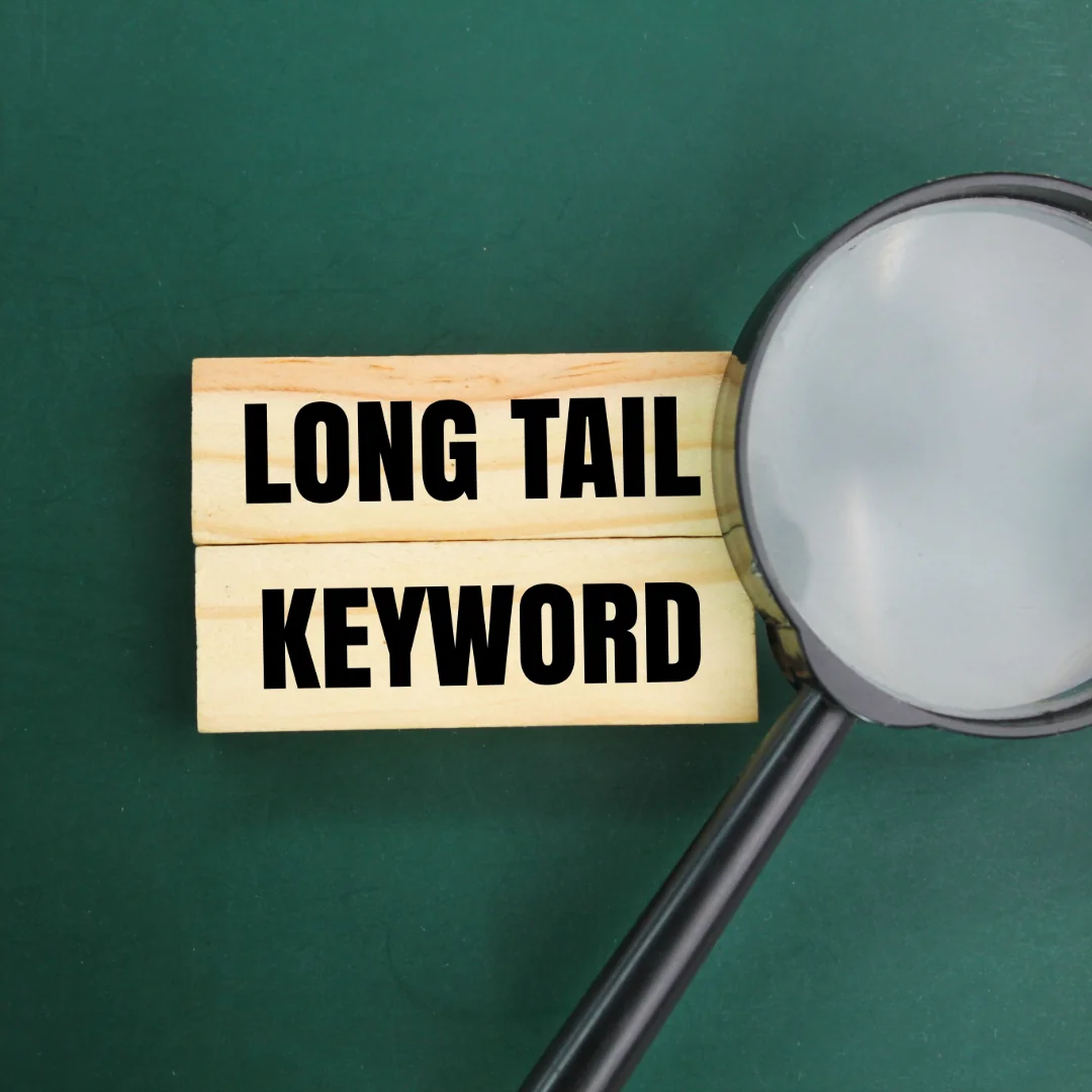 Palabras clave long tail para negocios en Barcelona [+100 ejemplos]