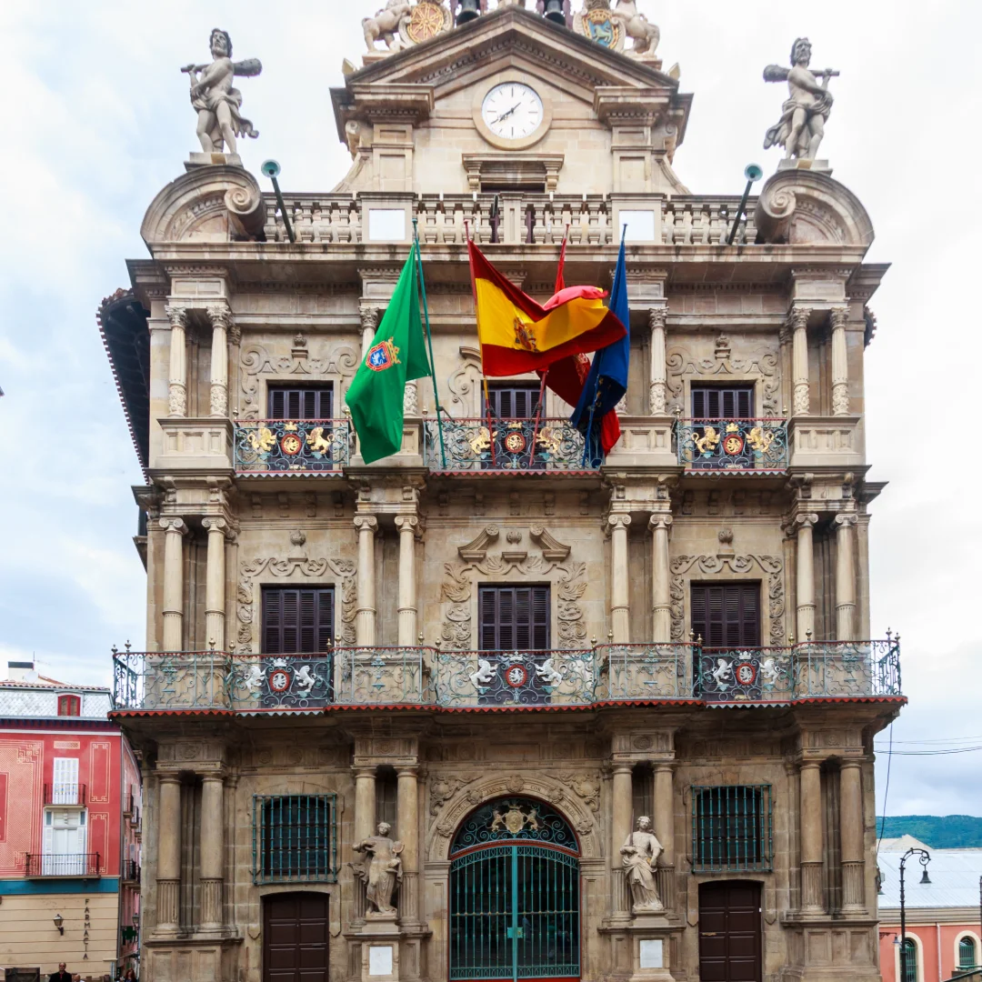 Palabras Clave Turísticas de Sanfermines y Camino de Santiago en Pamplona