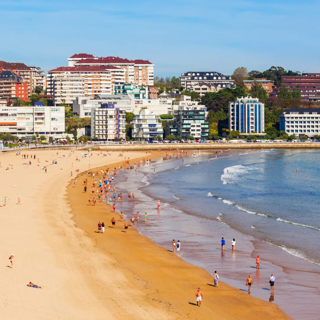SEO para Turismo de Playa en Santander: Guía Completa 2025