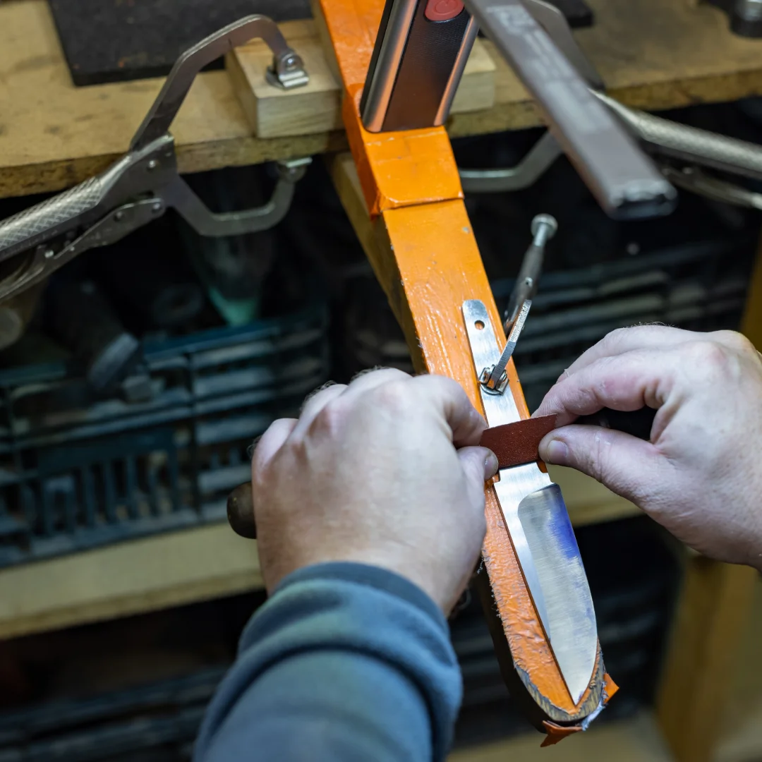 Estrategia de Contenido para Cuchillería y Artesanía en Albacete