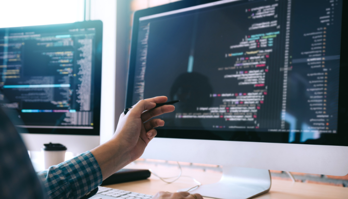 Pantalla de computadora mostrando código para un proyecto de desarrollo web.